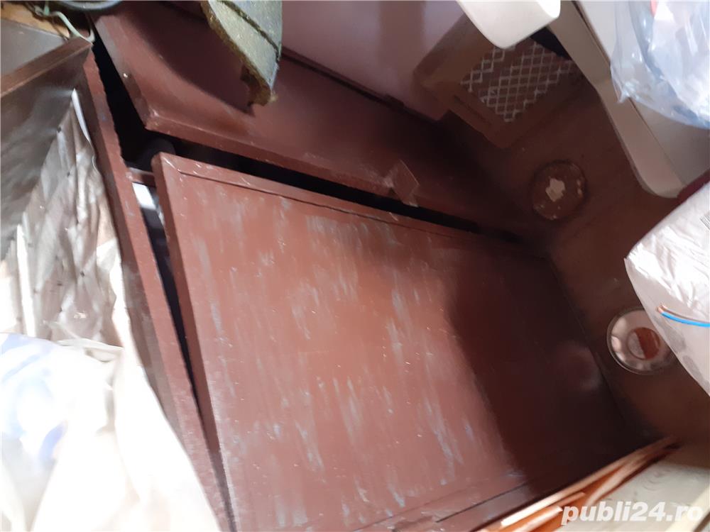 dulap metalic scule,cu raft detasabil