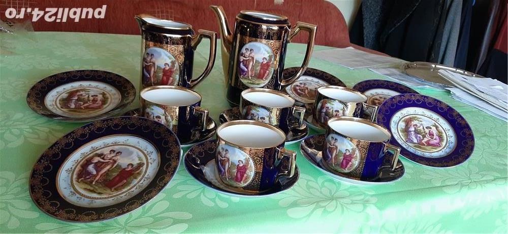 Vand set ceai   cafea și farfurii prăjitură, deosebite, f. vechi, transmise din generatie in generat