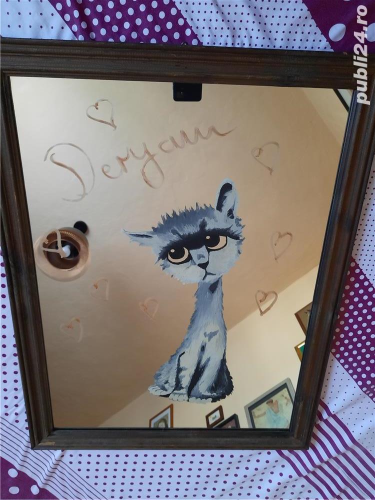 Oglindă veche pictata