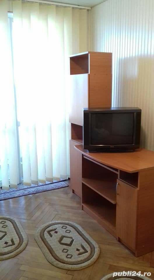 Inchiriez apartament cu 3 camere in Fagaras Inchiriez apartament cu 3 camere in Fagaras