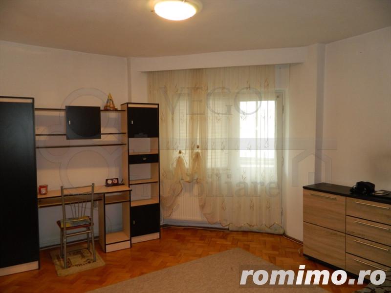 De închiriat apartament cu 2 camere semidecomandat, zona Iulius Mall De închiriat apartament cu 2 camere semidecomandat, zona Iulius Mall