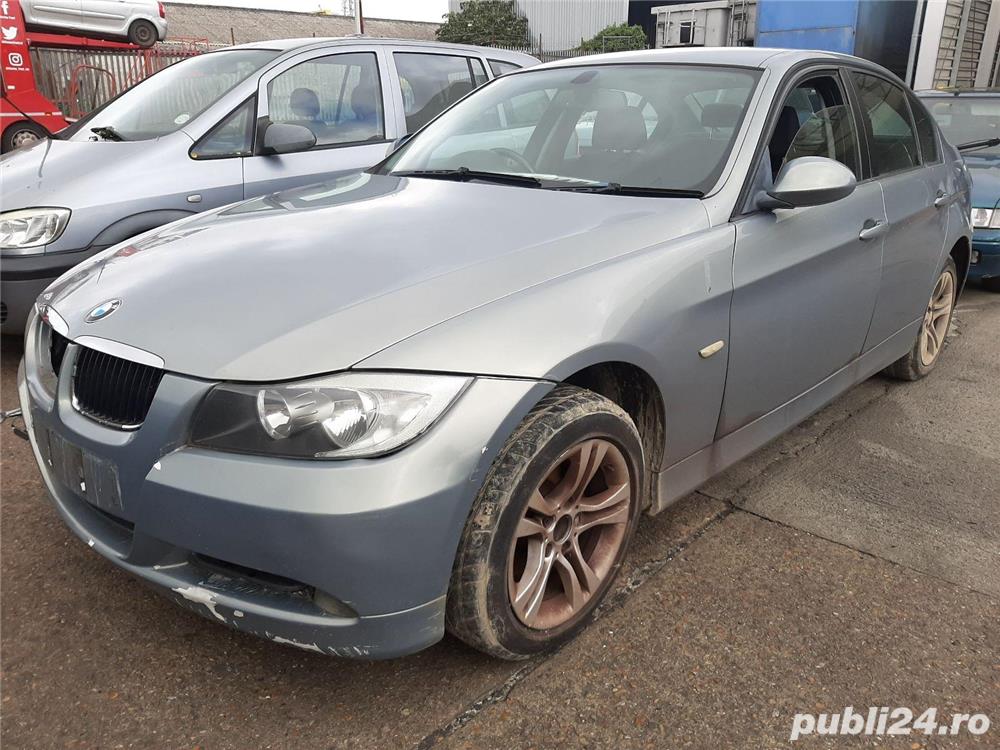 Dezmembrez BMW E90 2008 Sedan 318 D