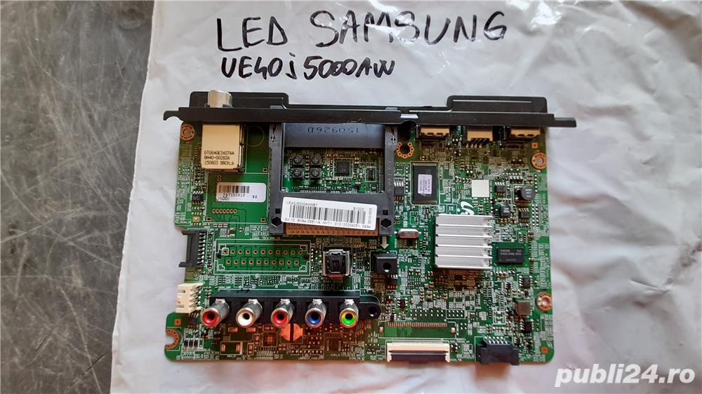 Componente diverse dintr-un TV Led Samsung model UE40J5000AW