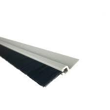 Profil cu perie de 1 metru pentru etansare usa - Magazin accesorii si feronerie termopane in Otopeni