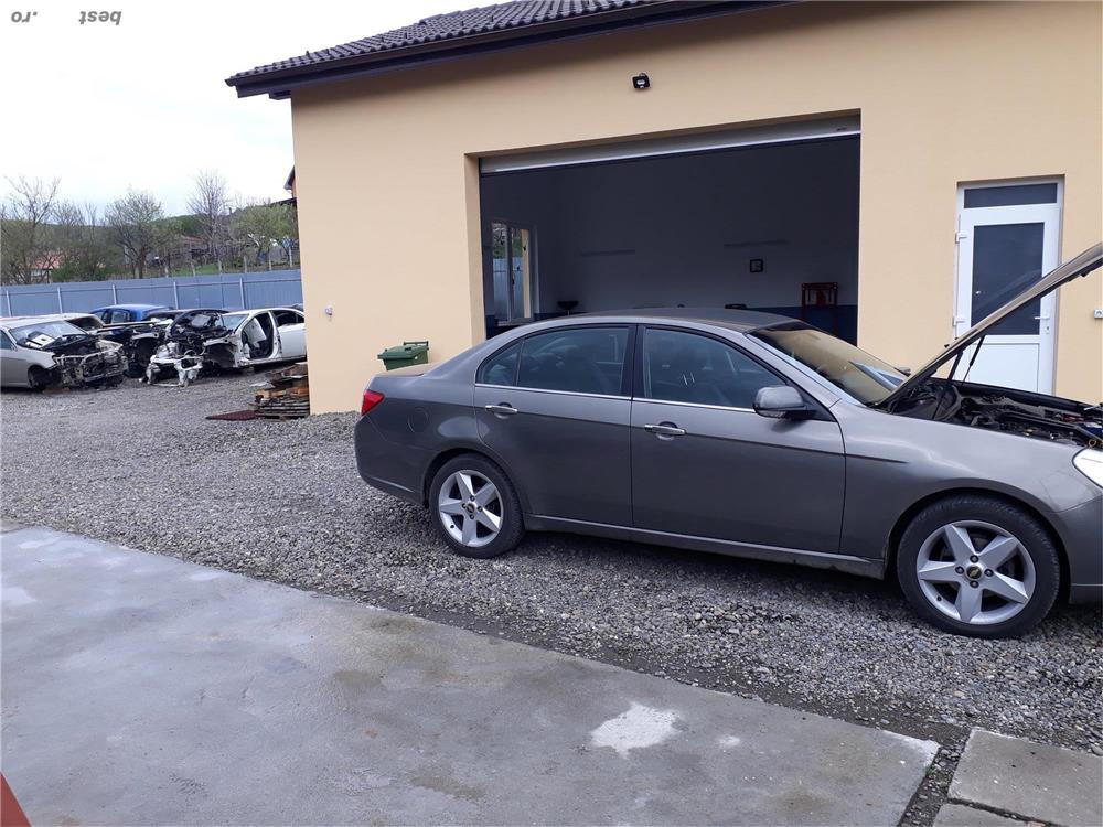  Dezmembrez Chevrolet epica 