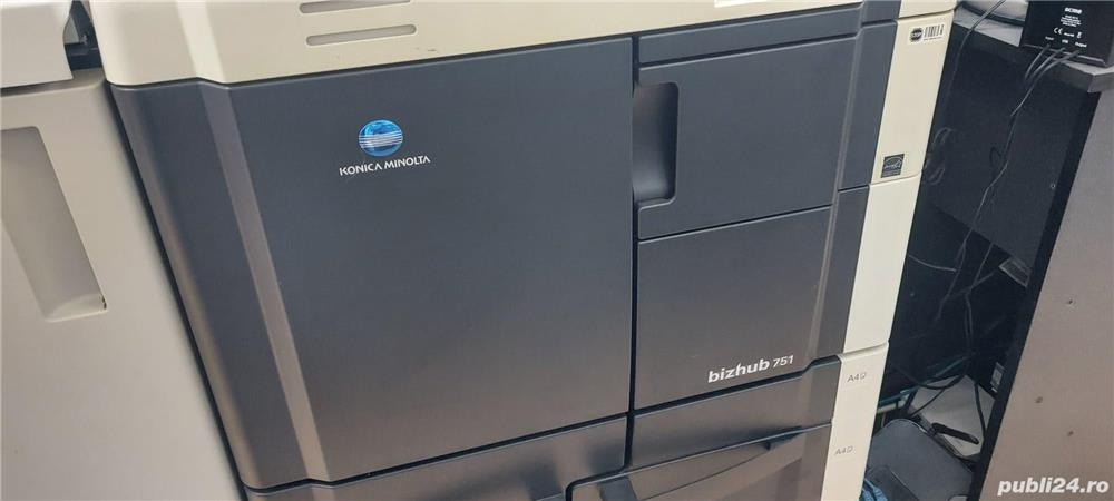 Copiator Konica Minolta Bizhub 751+finisher + 2 tonere