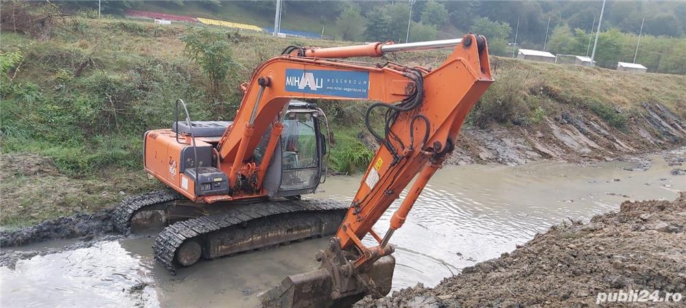 Utilaje industriale de inchiriat: Excavator pe senile 17 tone Hitachi Zaxis 160 LC + alte utilaje