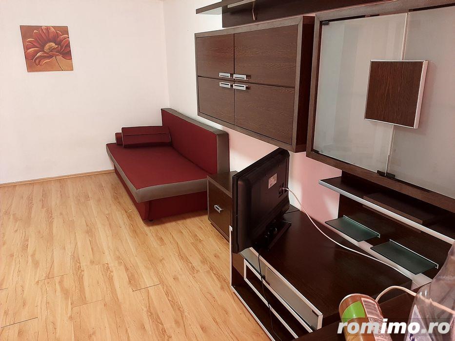 De inchiriat apartament 1 camera in zona Olimpia