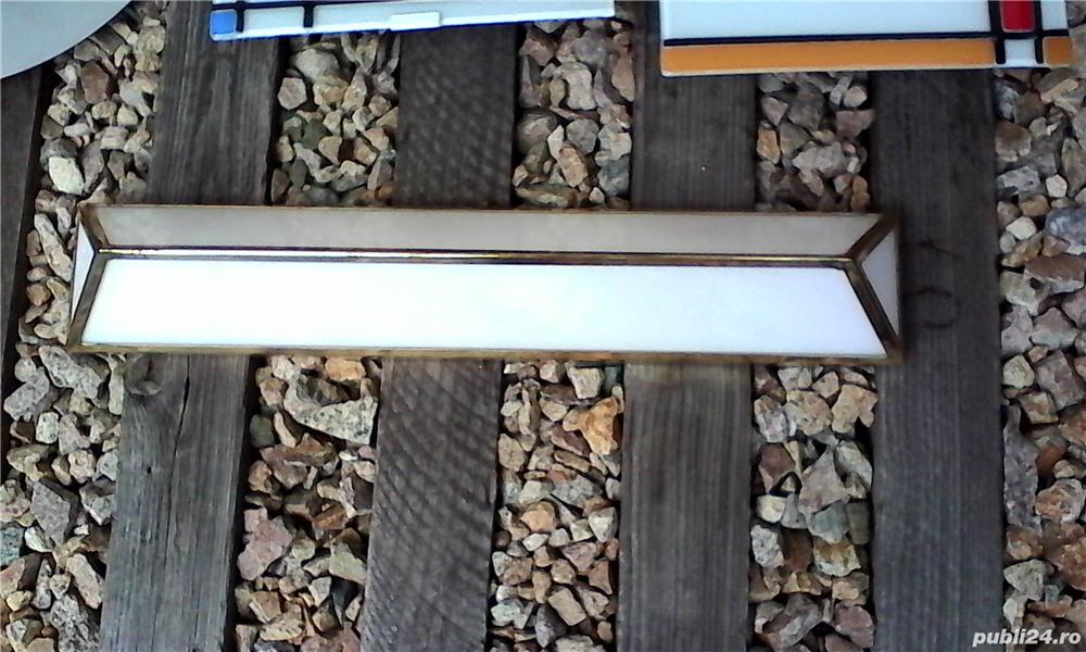 Vand lampi aplica tavan si perete