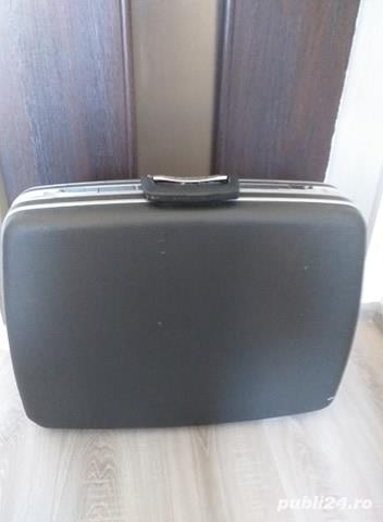 Valiza de calatorie din platic dur - Cavalet