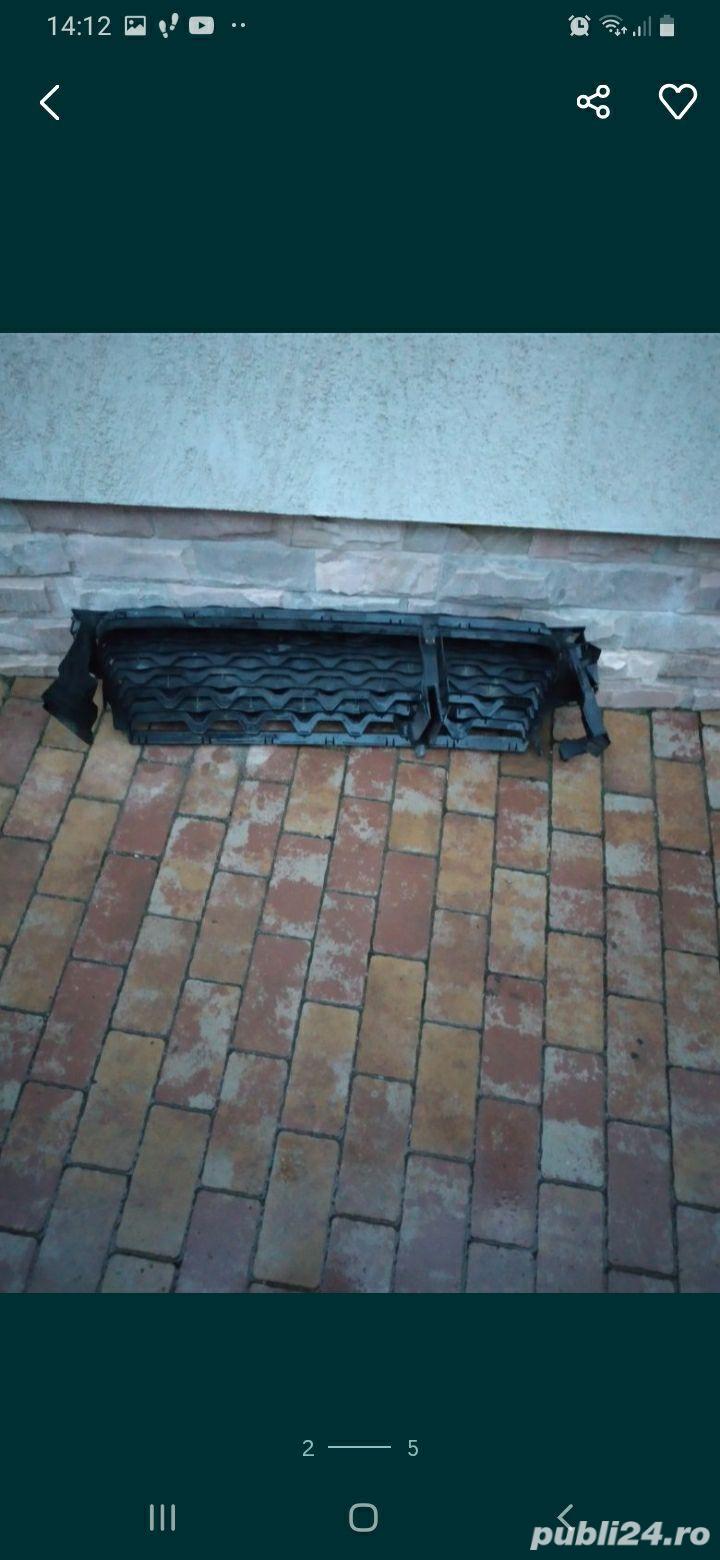 Grila inferioara bara fata dacia duster 2018-2020