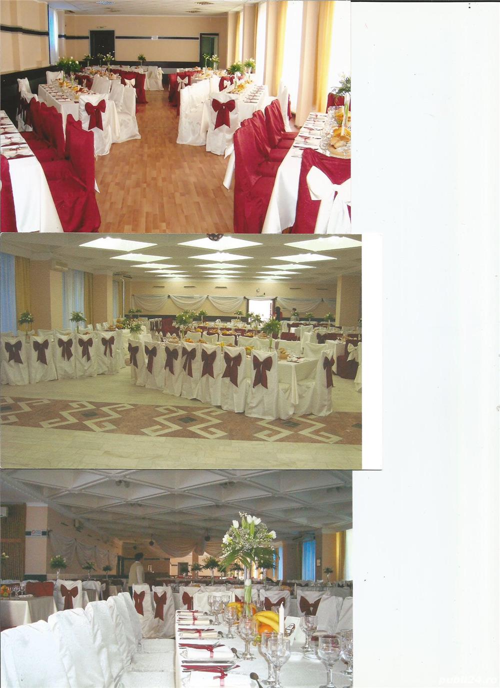 huse brocard scaune alb si bordo