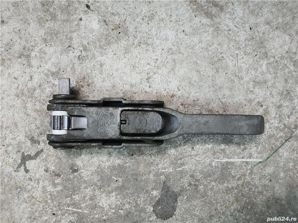 Clicket cricket prelata tensionare pretensionare