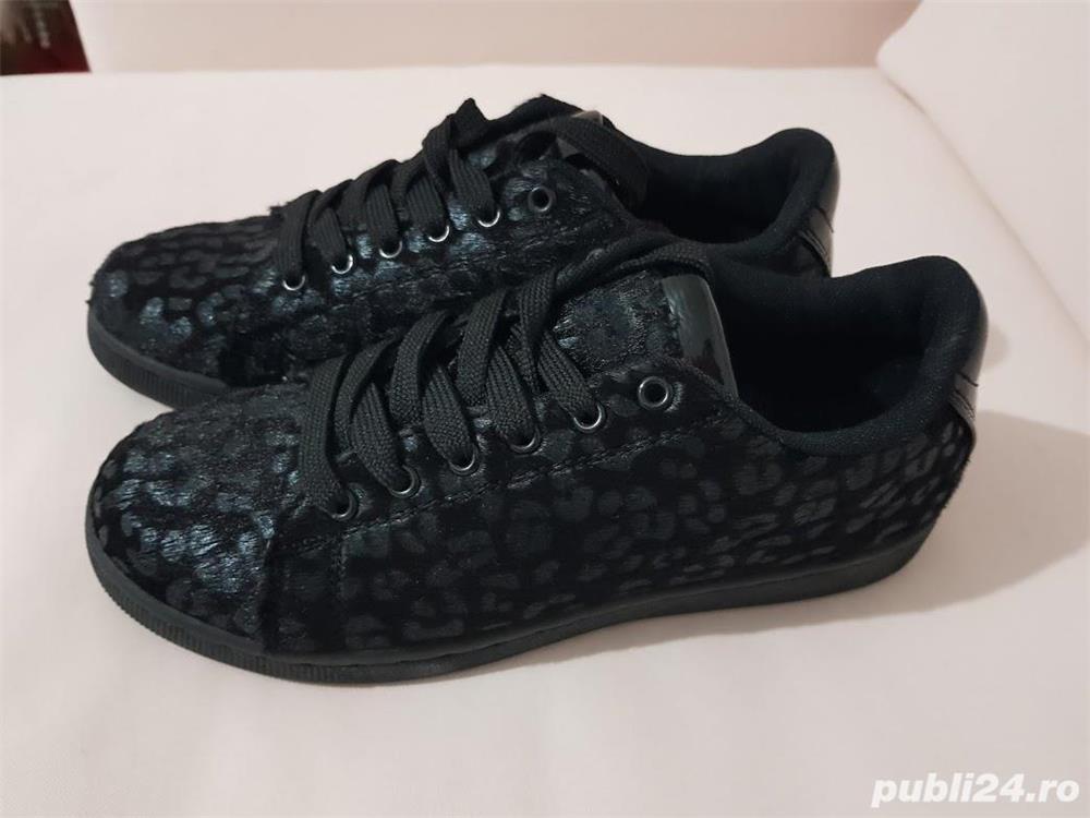 Sneakersi negri,exteriorul ca blanita,marimea 39,noi Sneakersi negri,exteriorul ca blanita,marimea 39,noi