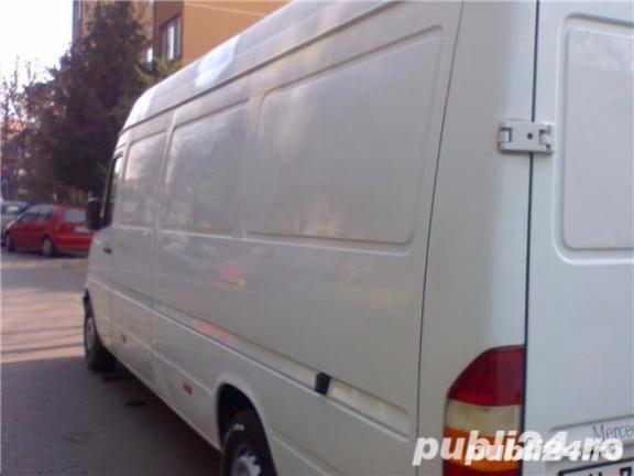 Transport marfa mutari mobila bagaje  mutari diverse ridic moloz debarasari apartamente boxe subsol 