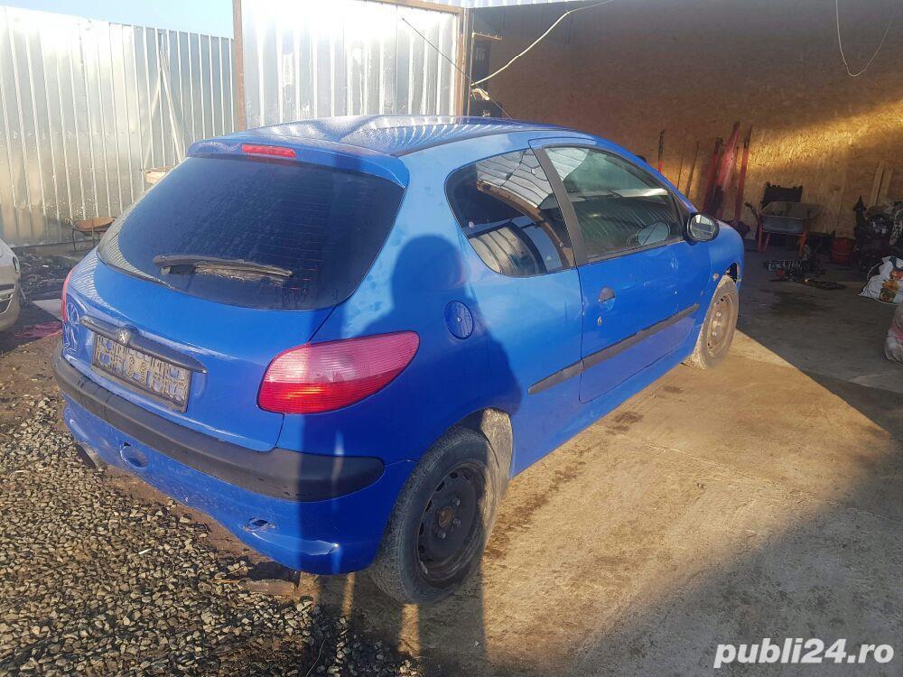 haion grila trager motor  punte spate peugeot 206