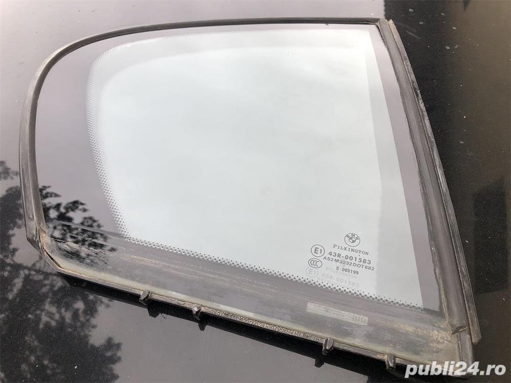 Vând geam dreapta spate BMW Seria 1 E87