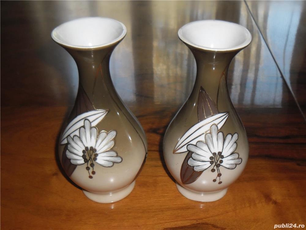 Pereche vaze ceramică, anii 1960 Pereche vaze ceramică, anii 1960
