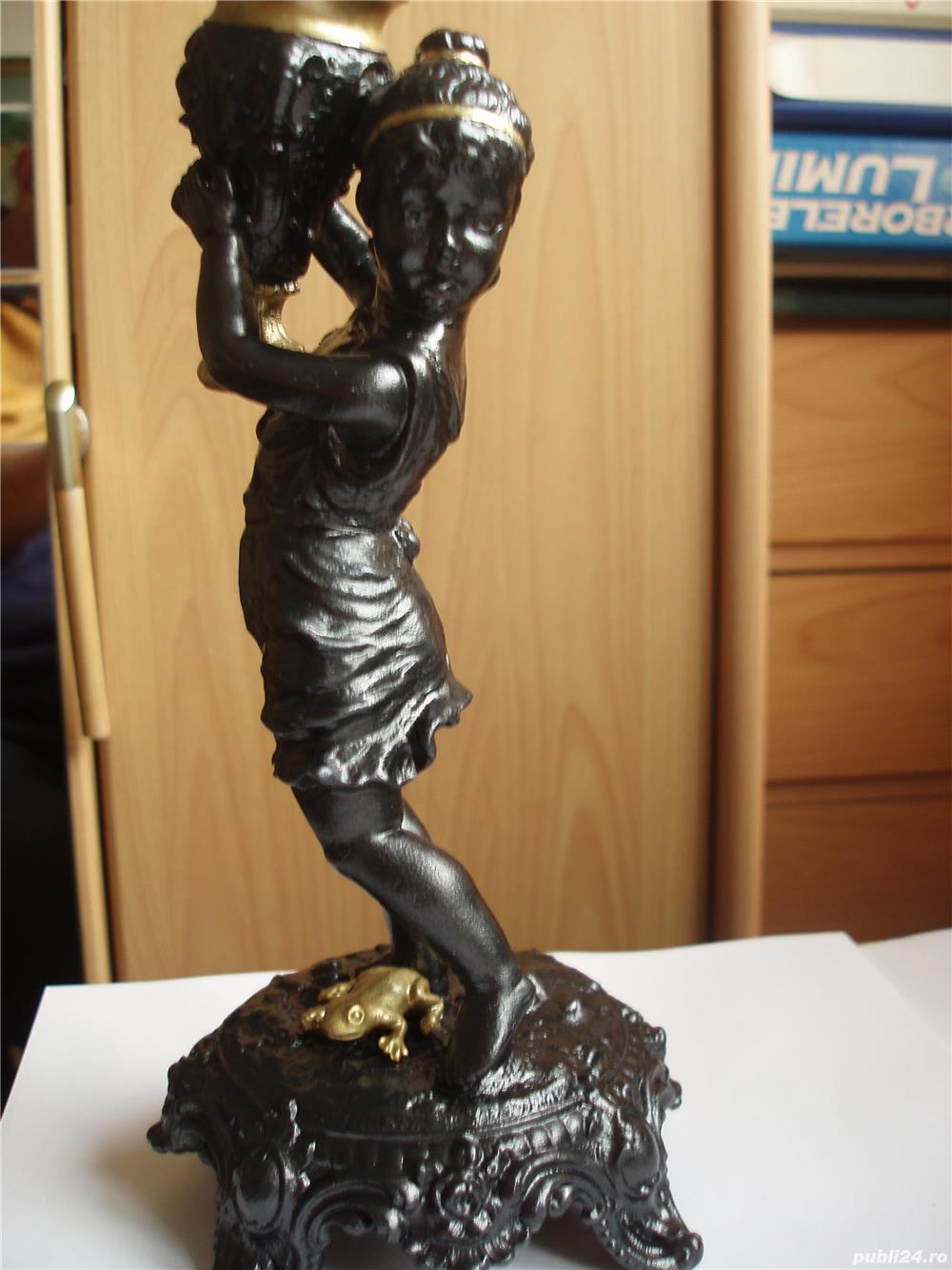 STATUETA ANTIMONIU SEC XIX - FETITA CU AMETISTE SI BROSCUTA STATUETA ANTIMONIU SEC XIX - FETITA CU AMETISTE SI BROSCUTA