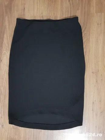 Fusta midi/creion,H&M,marimea M,noua doar spalata Fusta midi/creion,H&M,marimea M,noua doar spalata