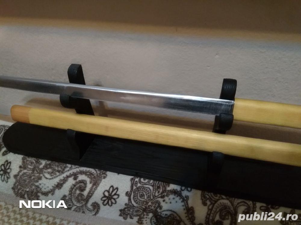 Sabie japoneză dreapta Sabie japoneză dreapta