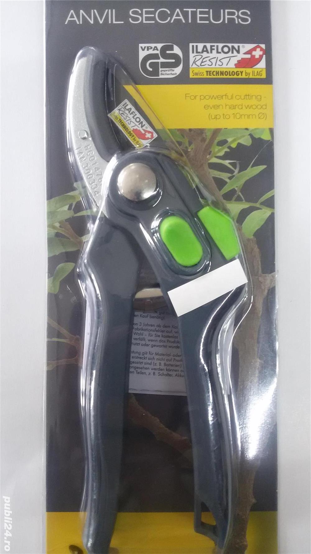 Foarfeca  de taiat via