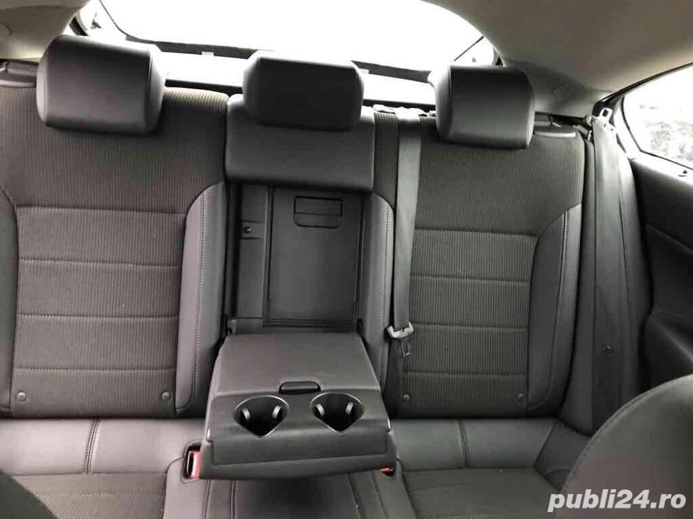 Interior Insignia A semipiele