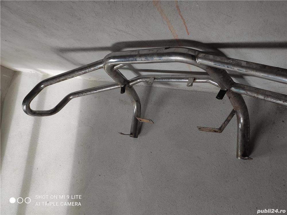 Vînd bullbar inox+praguri deosebite.
