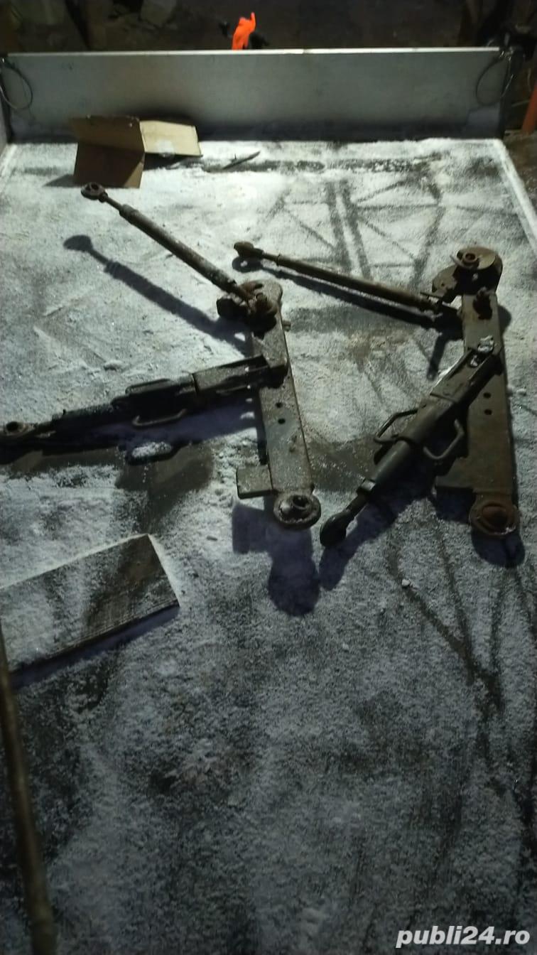 Vand  tiranti pentru tractor Renault-135 CP(John. Deere)