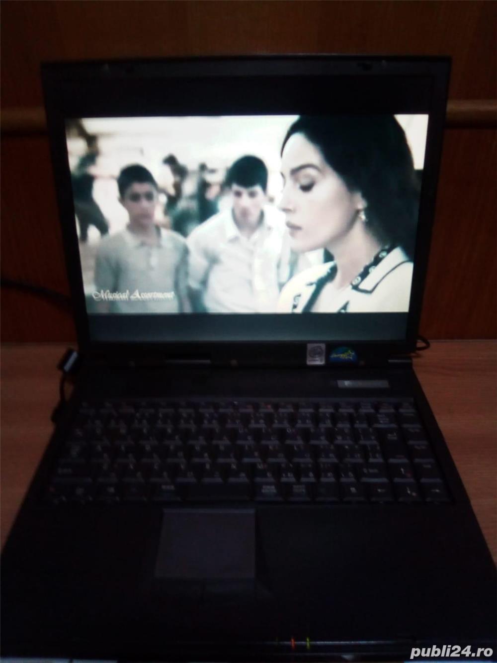 Laptop Endeavor cu alimentator port infrarosu,serial,paralel si floppy