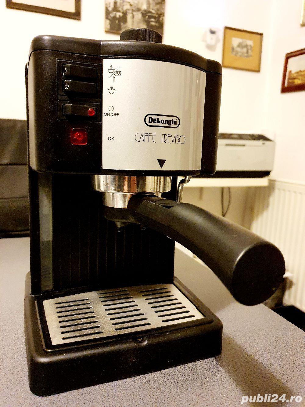 DeLonghi Caffe Treviso Expresor manual cafea cu cap filtru profesional servisat decacalcificat