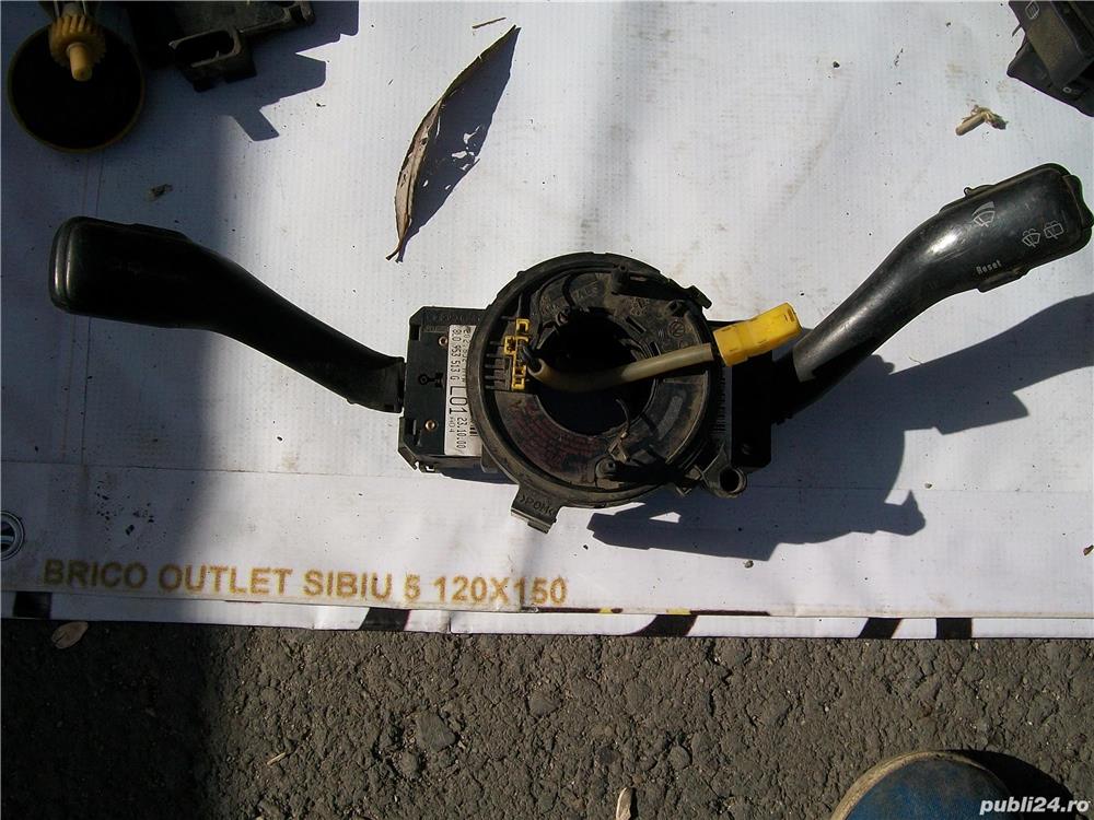 Bloc lumini stergatoare semnalizare Fabia Golf 8l0953513g  