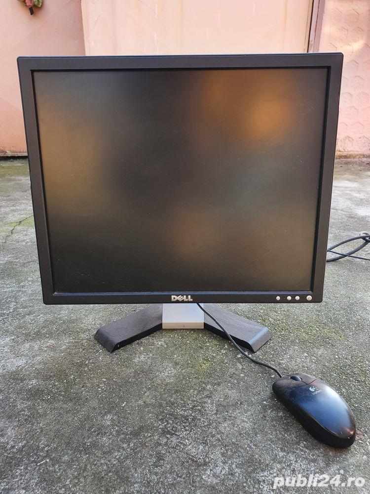 monitor Dell Profesional 197 FPb, diagonala de 17' in stare foarte buna, VGA, picior fix.