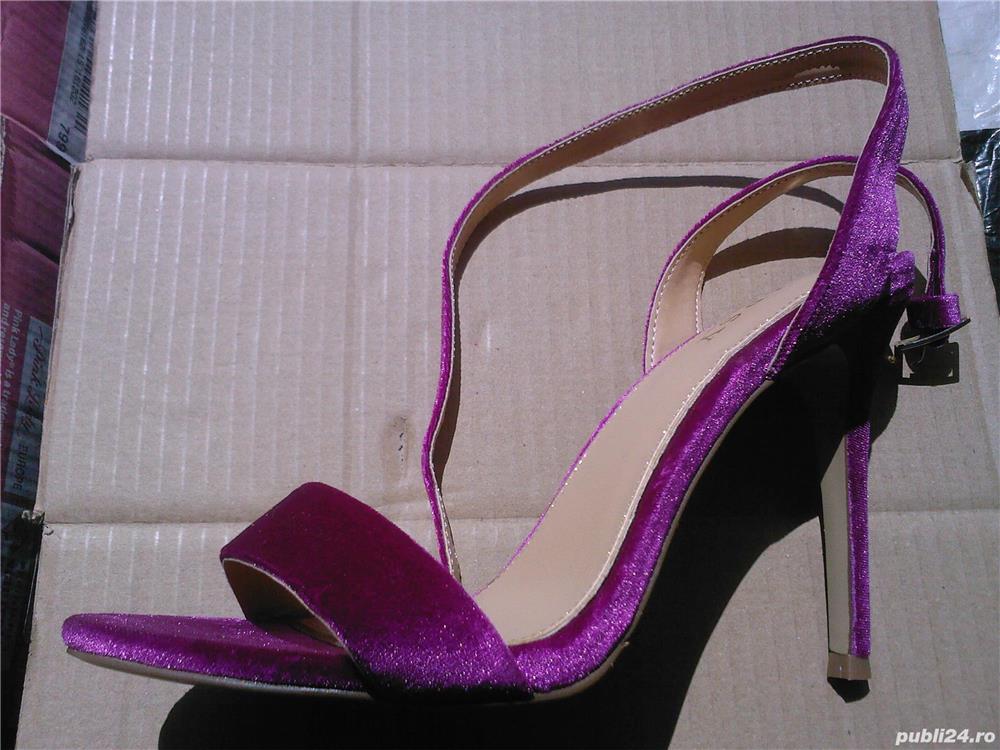 Pantofi, sandale dama noi Lipsy London catifea roz "Pink Velvet" nr. 40, toc 11 cm