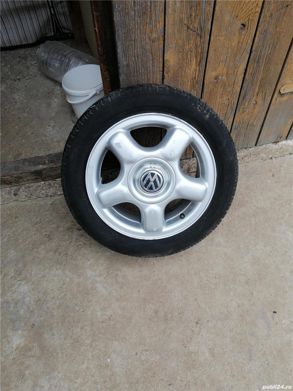 Vând roți complecte de vw 