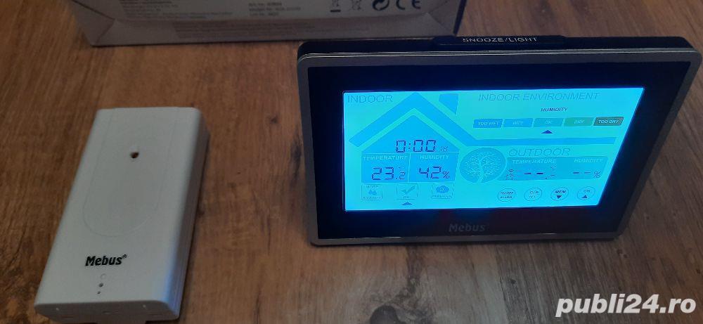 Statie meteo controlata radio cu senzor exterior-interior,afisaj tactil colorat,higrometru, Nou !