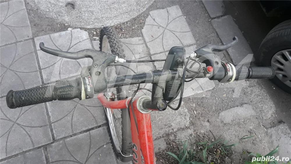Vand bicicleta mare superba,putin folosita,perfect functionala