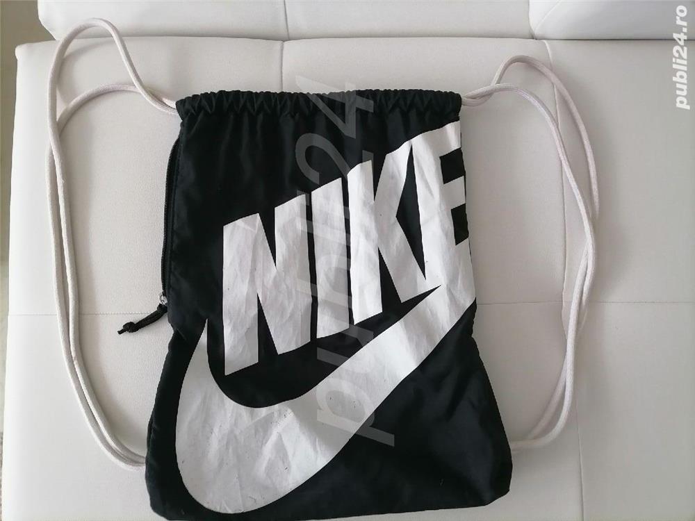 Vand rucsac Nike .produs de calitate import Germania.