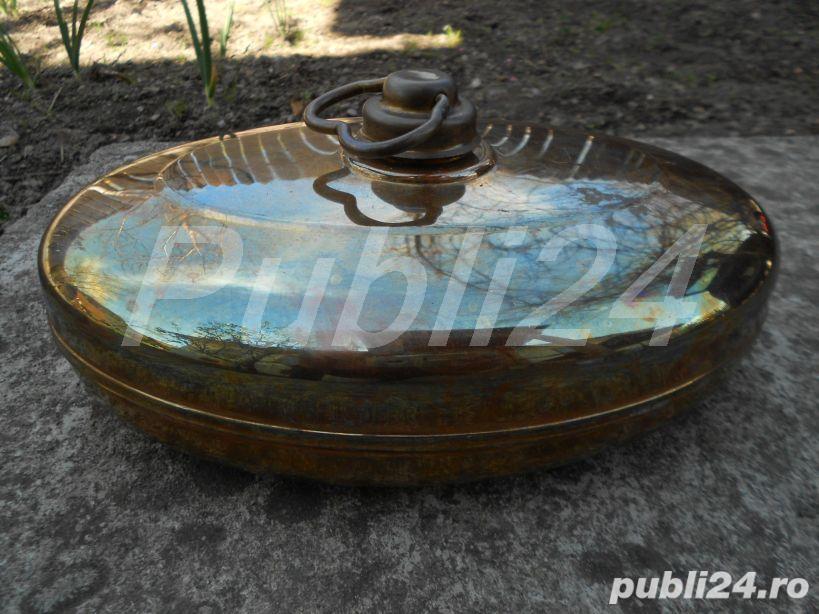 Canistra combustibil auto moto,elipsoidala plata,din alama,vintage(ca noua)