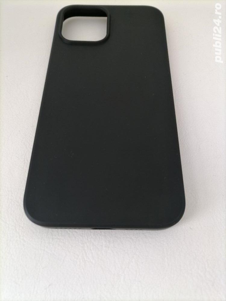 Vând husa pentru Iphone 12 pro Max