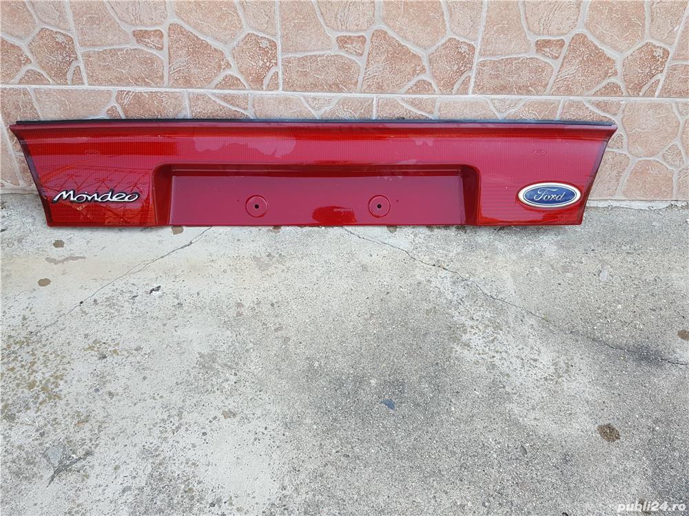 Ornament capotă spate Ford Mondeo Berlină