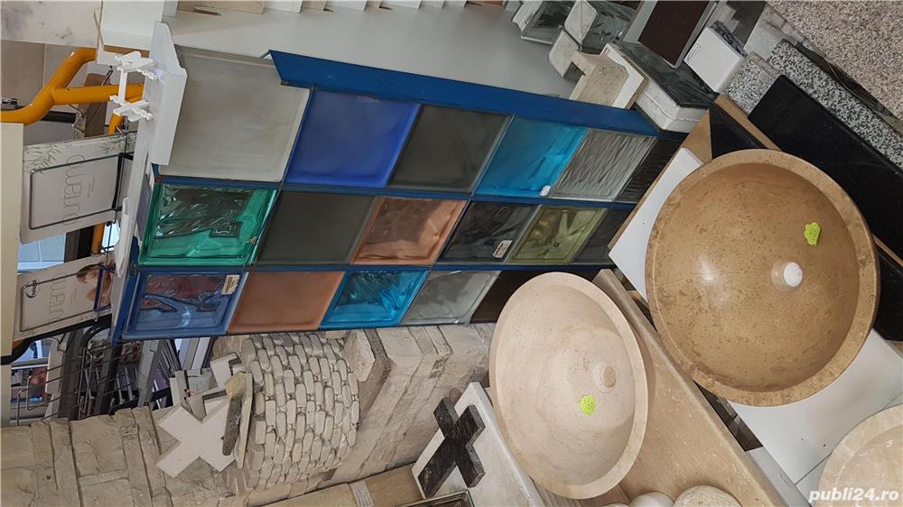 Cărămizi Sticlă colorate in masă interior-exterior