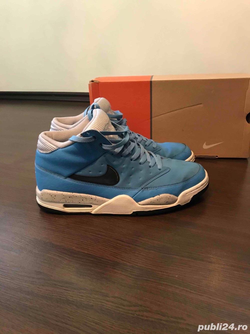 Nike Air Flight Clasic