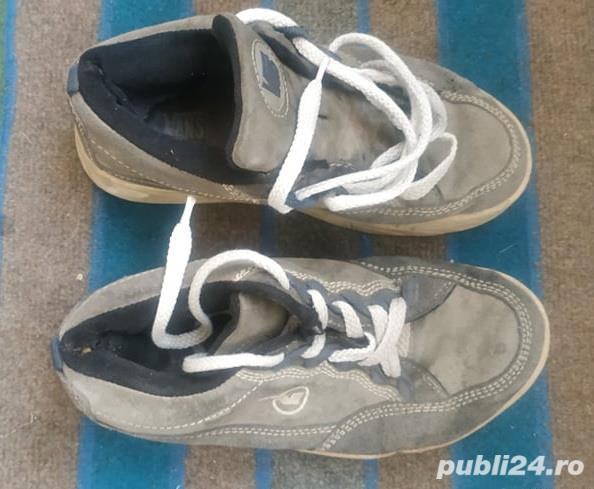 Pantofi sport-casual bărbătești marca Vans, mărimea 40-40,5