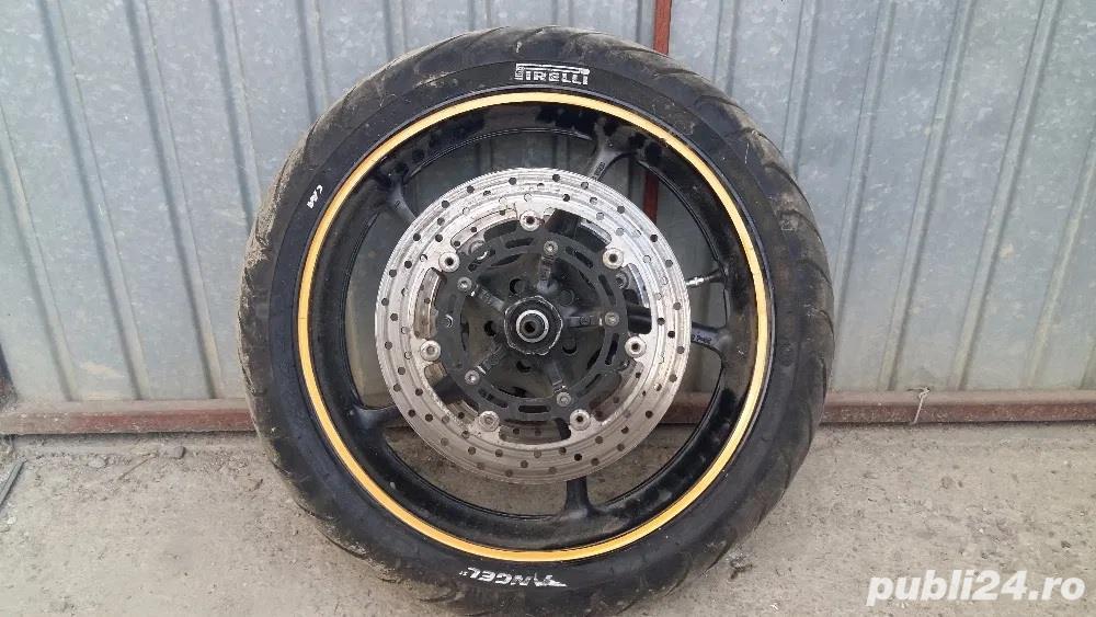 Guma moto fata 120/70ZR17 Pirelli