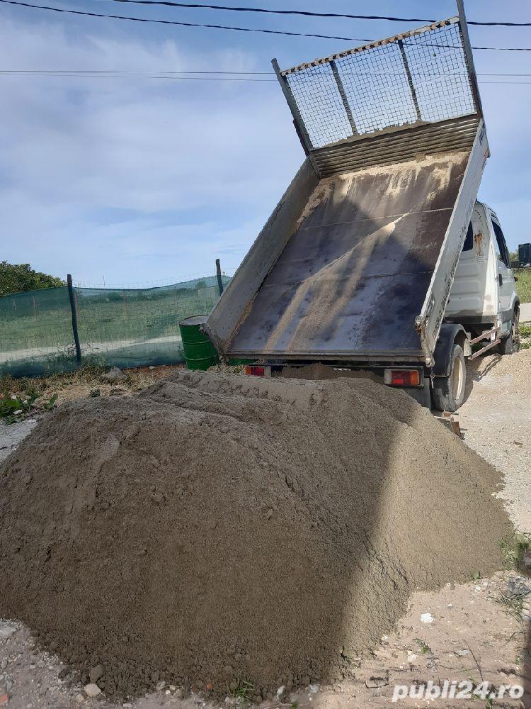 Transport pietrisi nisip sort diverse