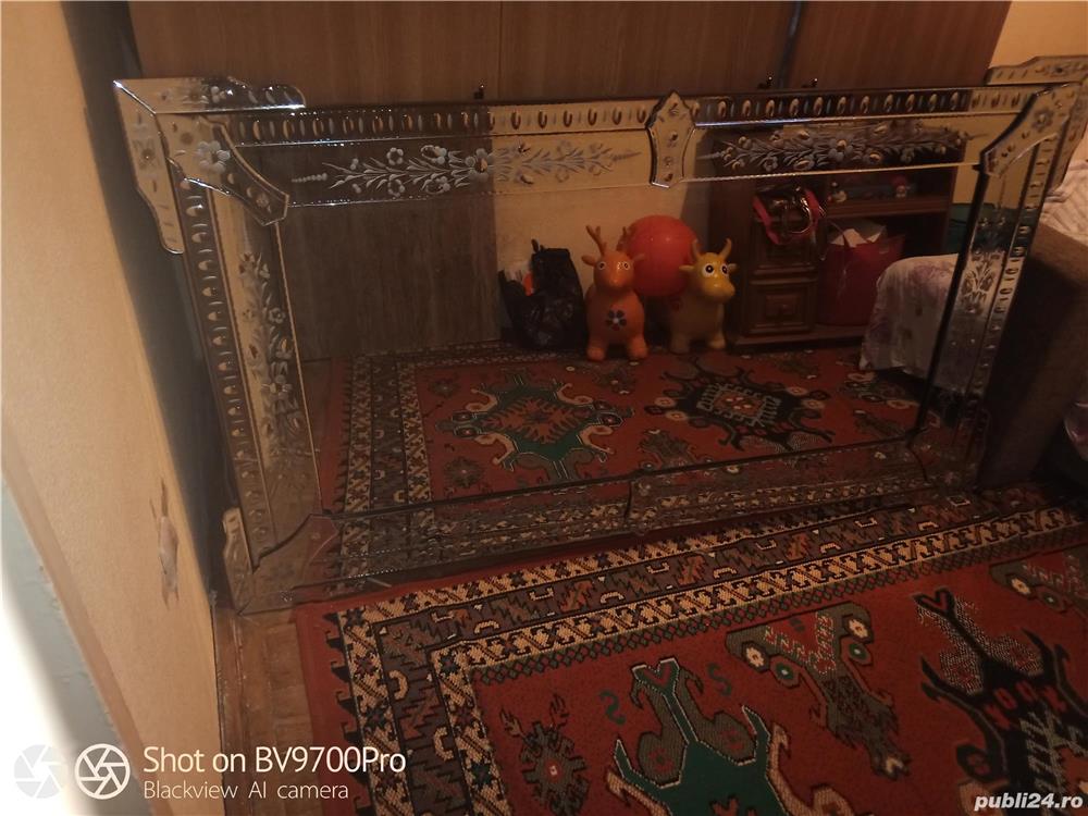 Vând Oglinda Cristal 