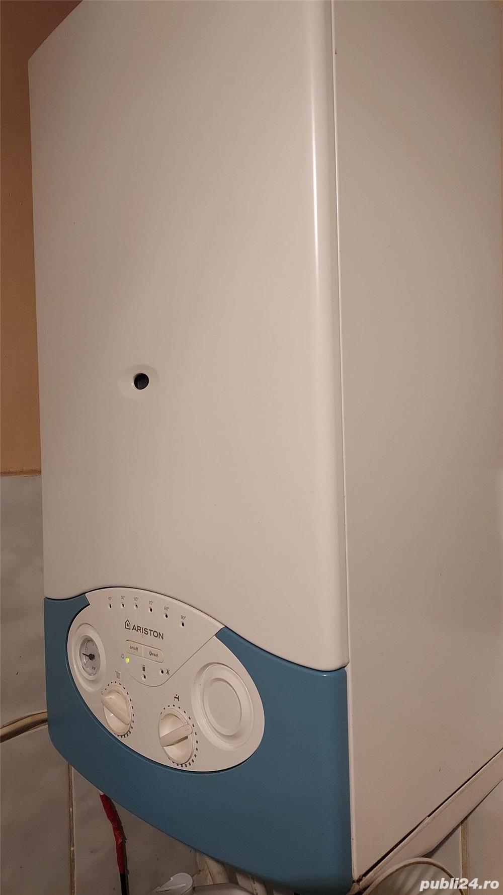 Centrala termica Ariston in stare perfecta de funcționare+un calorifer 1 m