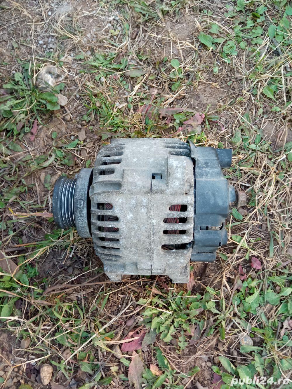 vând alternator Renault Clio