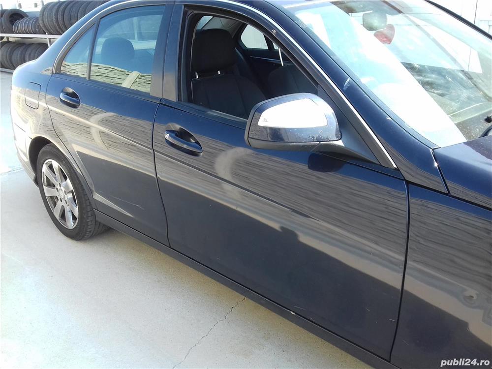 Usa MERCEDES C220 W204 dreapta fata 2008-2010